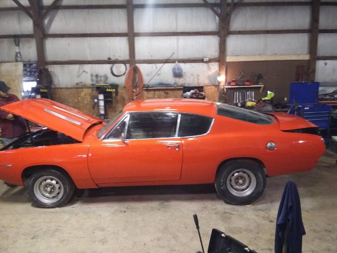 Unknown-Barracuda-1967-Orange-12
