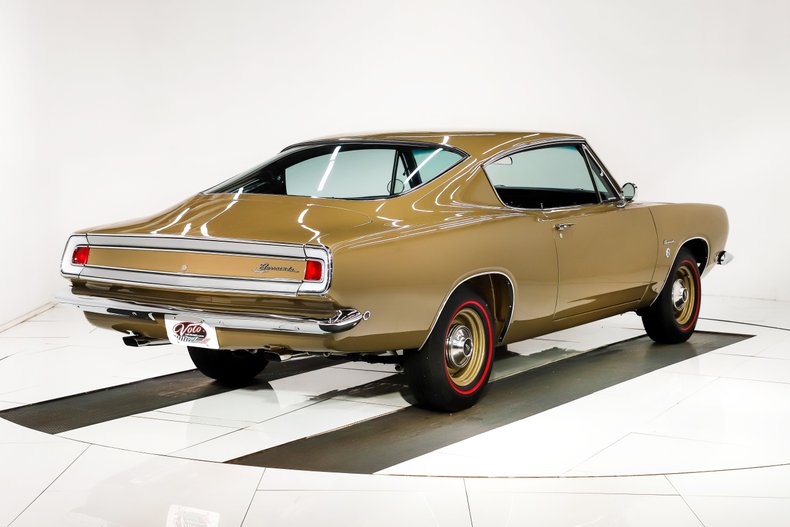 Unknown-Barracuda-1968-Ember-Gold-Black-26