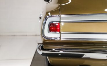 Unknown-Barracuda-1968-Ember-Gold-Black-43