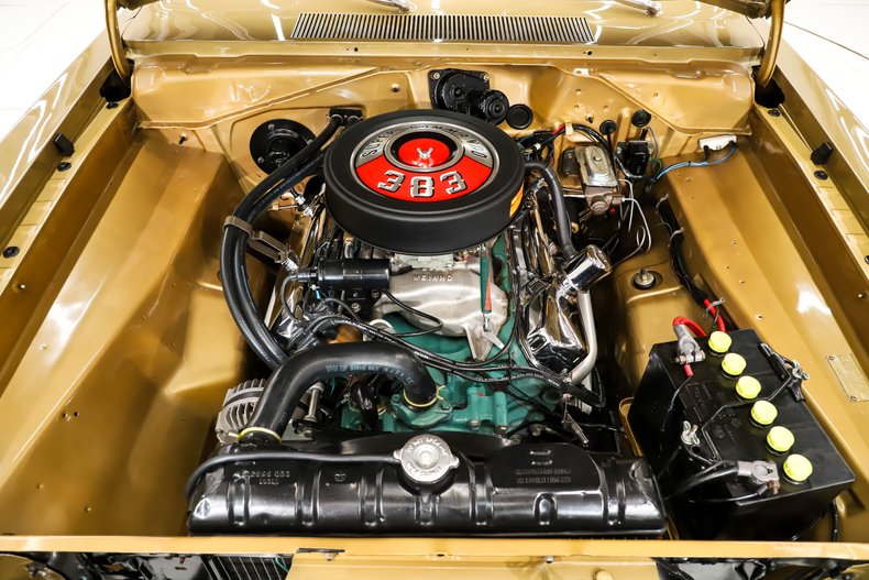 Unknown-Barracuda-1968-Ember-Gold-Black-6