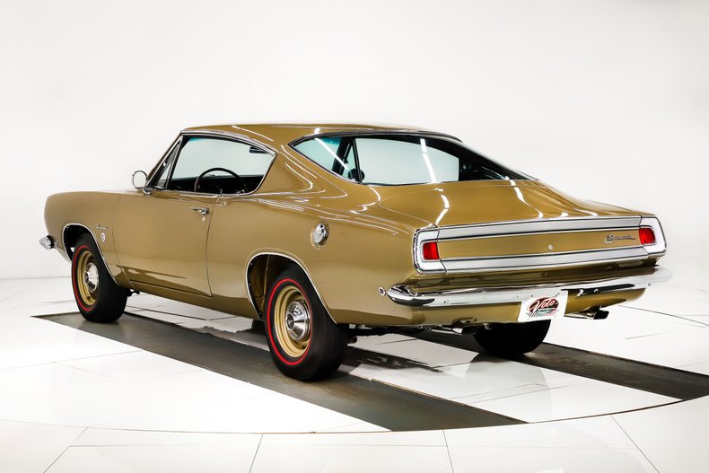 Unknown-Barracuda-1968-Ember-Gold-Black-7