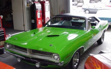 Unknown-Barracuda-1970-Green-White-2