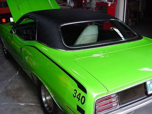 Unknown-Barracuda-1970-Green-White-5