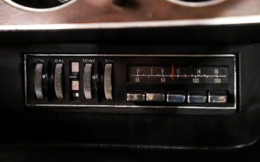 Unknown-Barracuda-1970-Hemi-Orange-Black-24