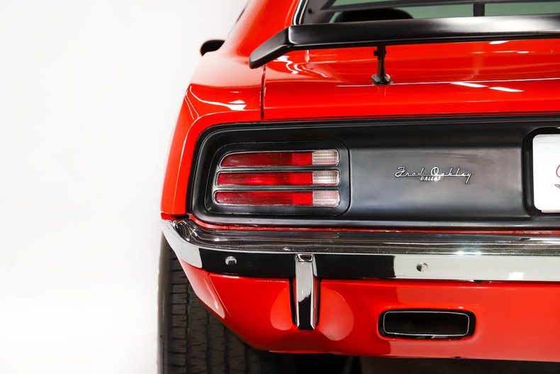 Unknown-Barracuda-1970-Hemi-Orange-Black-4