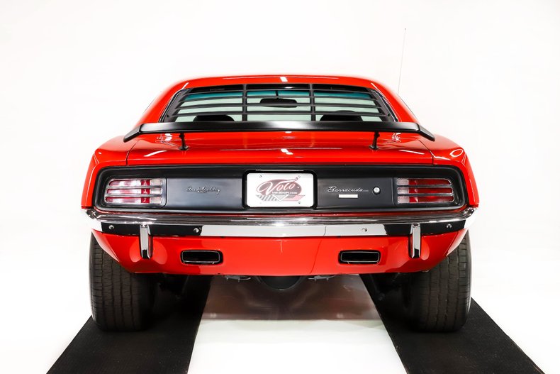 Unknown-Barracuda-1970-Hemi-Orange-Black-42