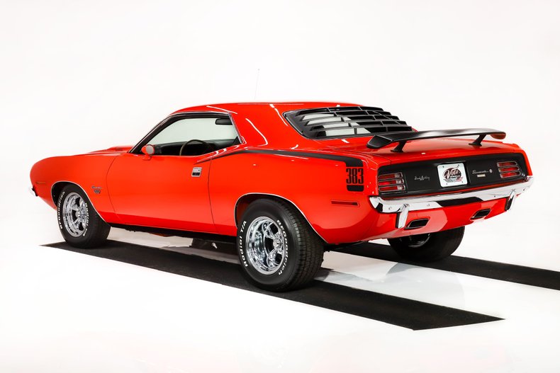 Unknown-Barracuda-1970-Hemi-Orange-Black-7