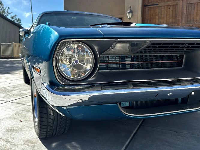 Unknown-Barracuda-1970-Sassy-Grass-Green-Black-Leather-17