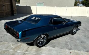 Unknown-Barracuda-1970-Sassy-Grass-Green-Black-Leather-2