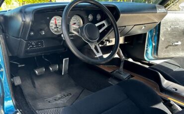 Unknown-Barracuda-1970-Sassy-Grass-Green-Black-Leather-9