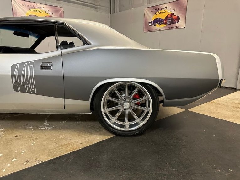 Unknown-Barracuda-1972-Silver-Black-15