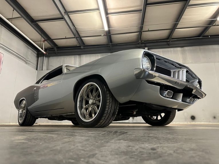 Unknown-Barracuda-1972-Silver-Black-21