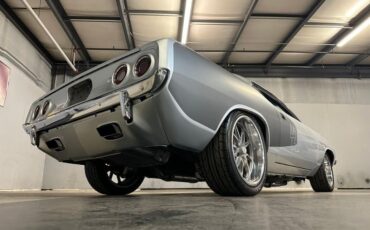 Unknown-Barracuda-1972-Silver-Black-27