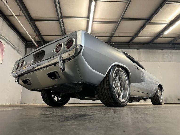 Unknown-Barracuda-1972-Silver-Black-27