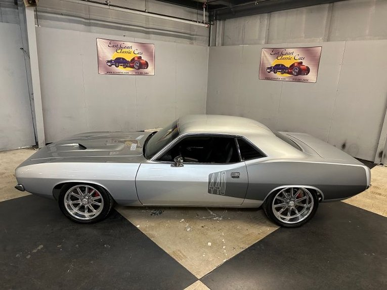 Unknown-Barracuda-1972-Silver-Black-35