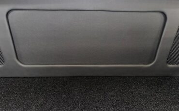 Unknown-Barracuda-1972-Silver-Black-39