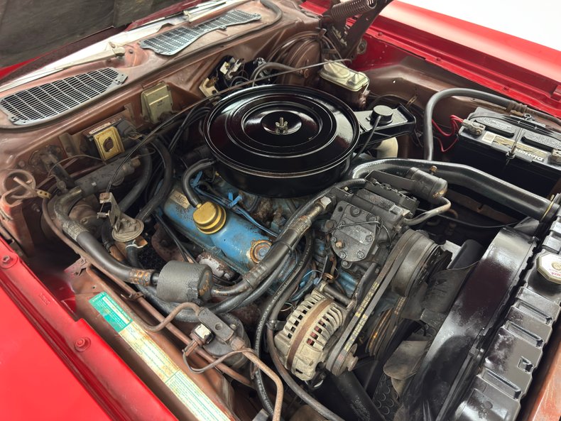 Unknown-Barracuda-1973-Rallye-Red-White-14