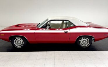 Unknown-Barracuda-1973-Rallye-Red-White