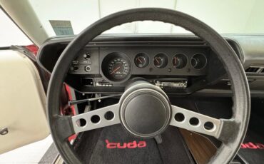Unknown-Barracuda-1973-Rallye-Red-White-41