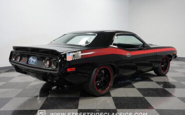 Unknown-Barracuda-1974-Black-Black-13