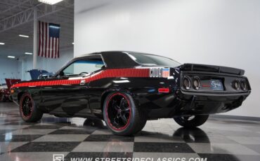 Unknown-Barracuda-1974-Black-Black-27