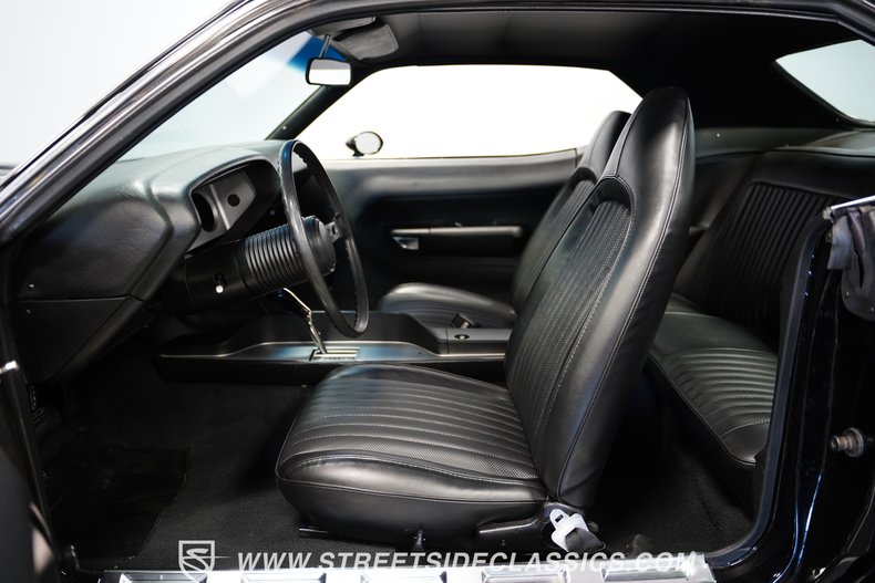 Unknown-Barracuda-1974-Black-Black-3