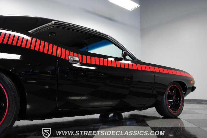 Unknown-Barracuda-1974-Black-Black-30