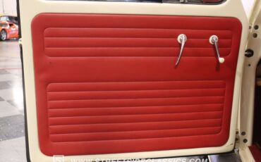 Unknown-Beetle-1957-Cream-Red-37