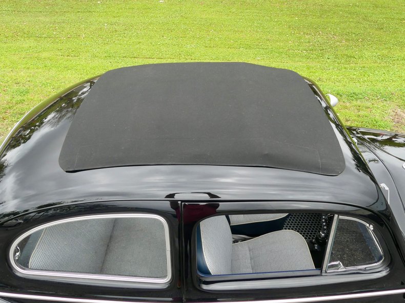 Unknown-Beetle-1959-Black-Blue-39