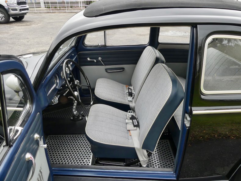 Unknown-Beetle-1959-Black-Blue-7