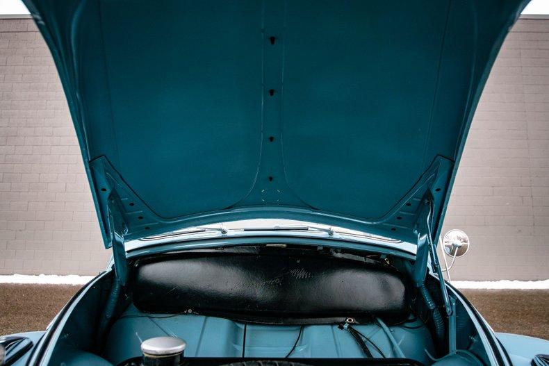 Unknown-Beetle-1959-Blue-Orange-21