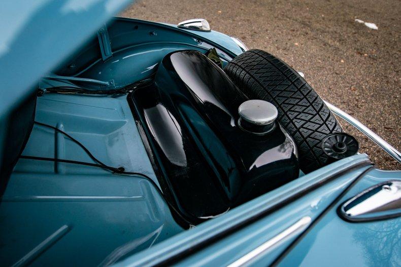 Unknown-Beetle-1959-Blue-Orange-32