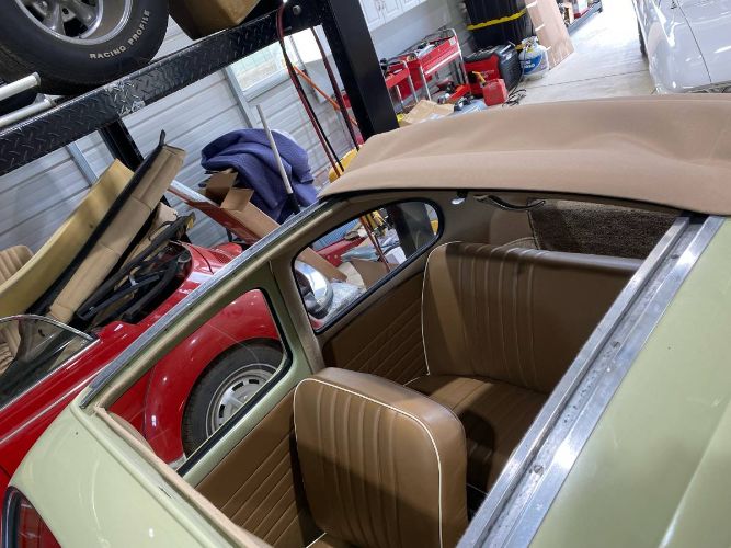 Unknown-Beetle-1959-Green-Leather-3