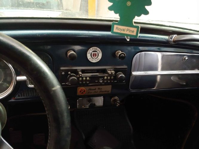 Unknown-Beetle-1961-Blue-Black-1