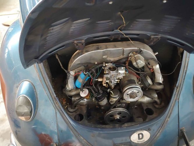 Unknown-Beetle-1961-Blue-Black-2