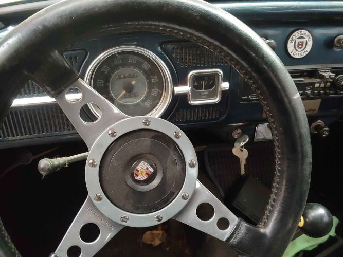 Unknown-Beetle-1961-Blue-Black-3