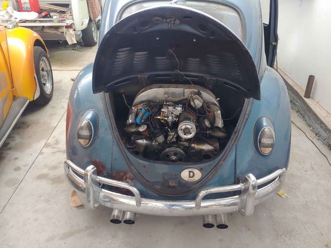 Unknown-Beetle-1961-Blue-Black-4