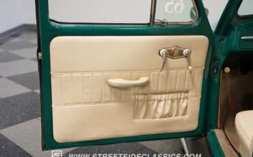 Unknown-Beetle-1965-Green-Beige-39