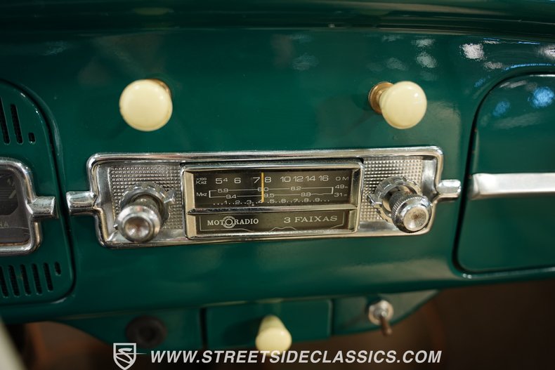 Unknown-Beetle-1965-Green-Beige-6