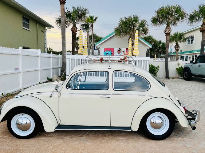 Unknown-Beetle-1965-Pearl-White-Tan-1