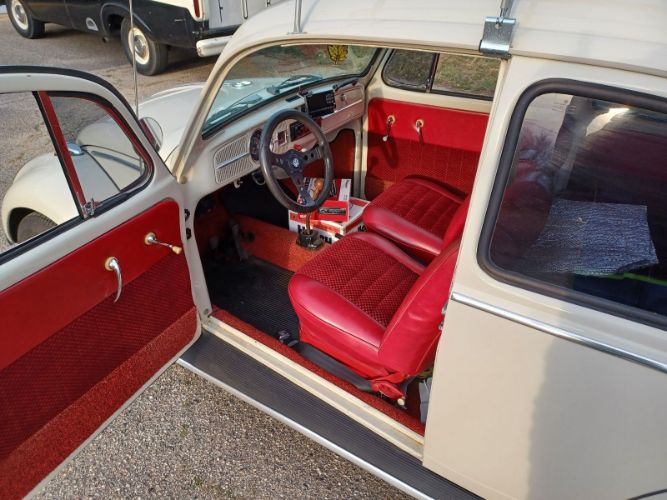 Unknown-Beetle-1966-Pearl-White-Pigalle-Red-1