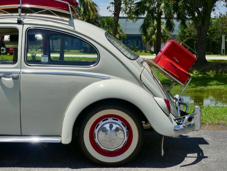 Unknown-Beetle-1966-Pearl-White-Pigalle-Red-34
