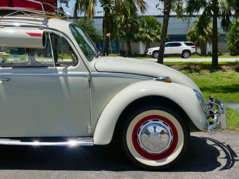 Unknown-Beetle-1966-Pearl-White-Pigalle-Red-37