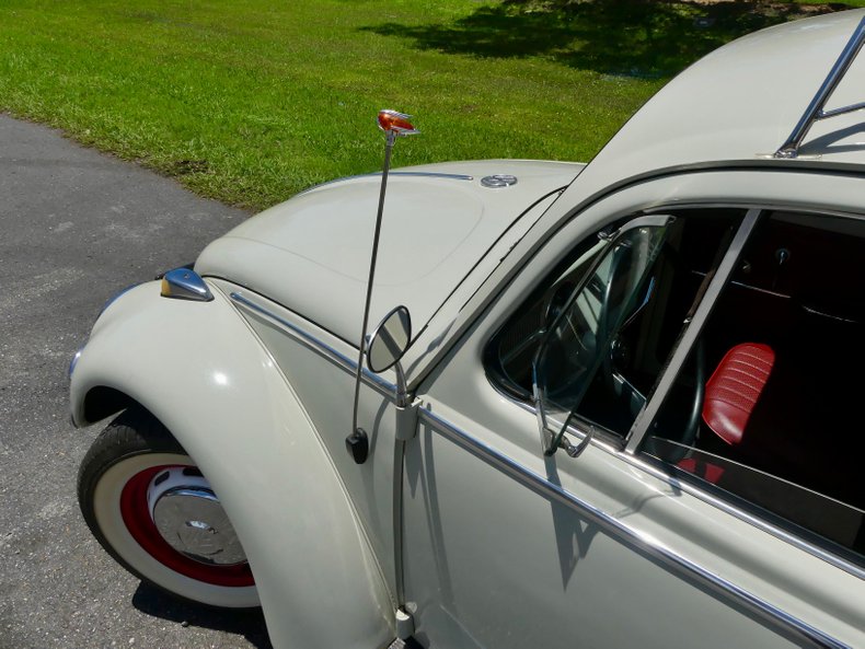 Unknown-Beetle-1966-Pearl-White-Pigalle-Red-9