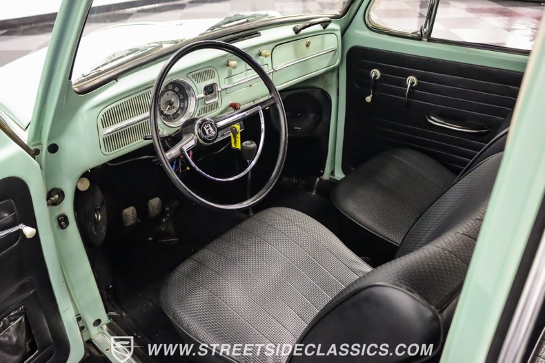Unknown-Beetle-1966-Seafoam-Green-Black-20