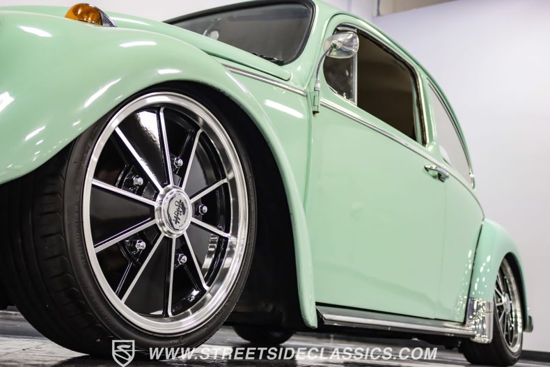 Unknown-Beetle-1966-Seafoam-Green-Black-34