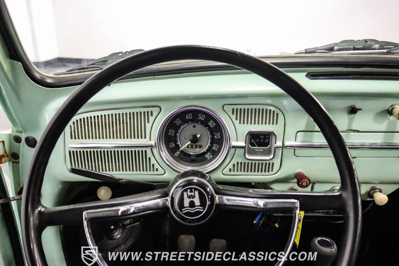Unknown-Beetle-1966-Seafoam-Green-Black-38