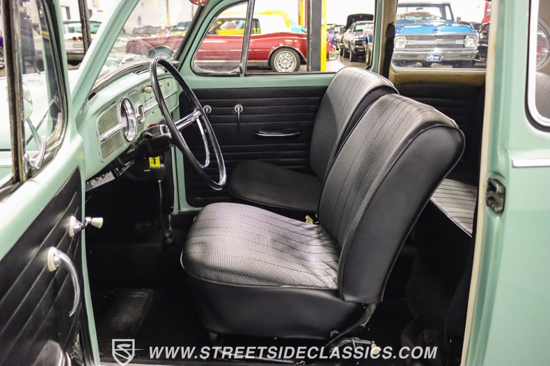 Unknown-Beetle-1966-Seafoam-Green-Black-8