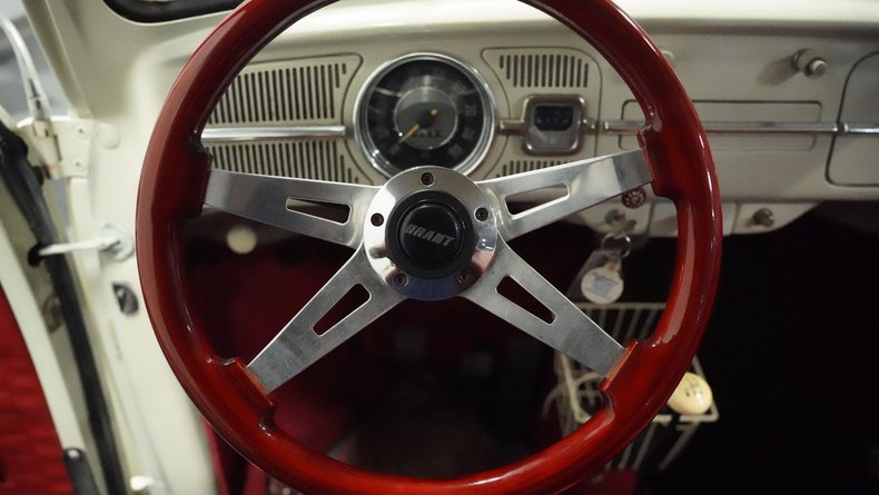 Unknown-Beetle-1966-White-Sand-Burgundy-41