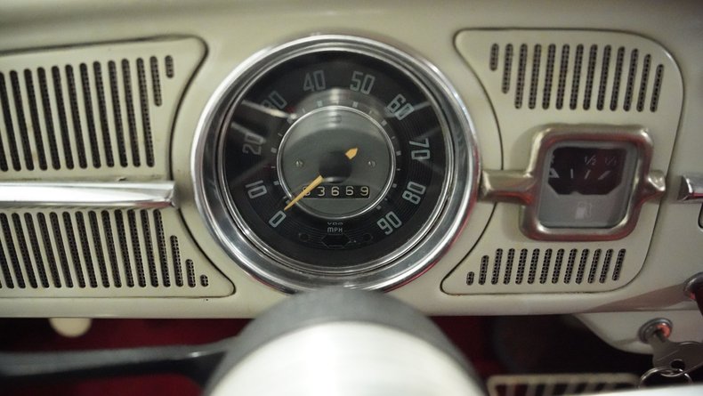 Unknown-Beetle-1966-White-Sand-Burgundy-42